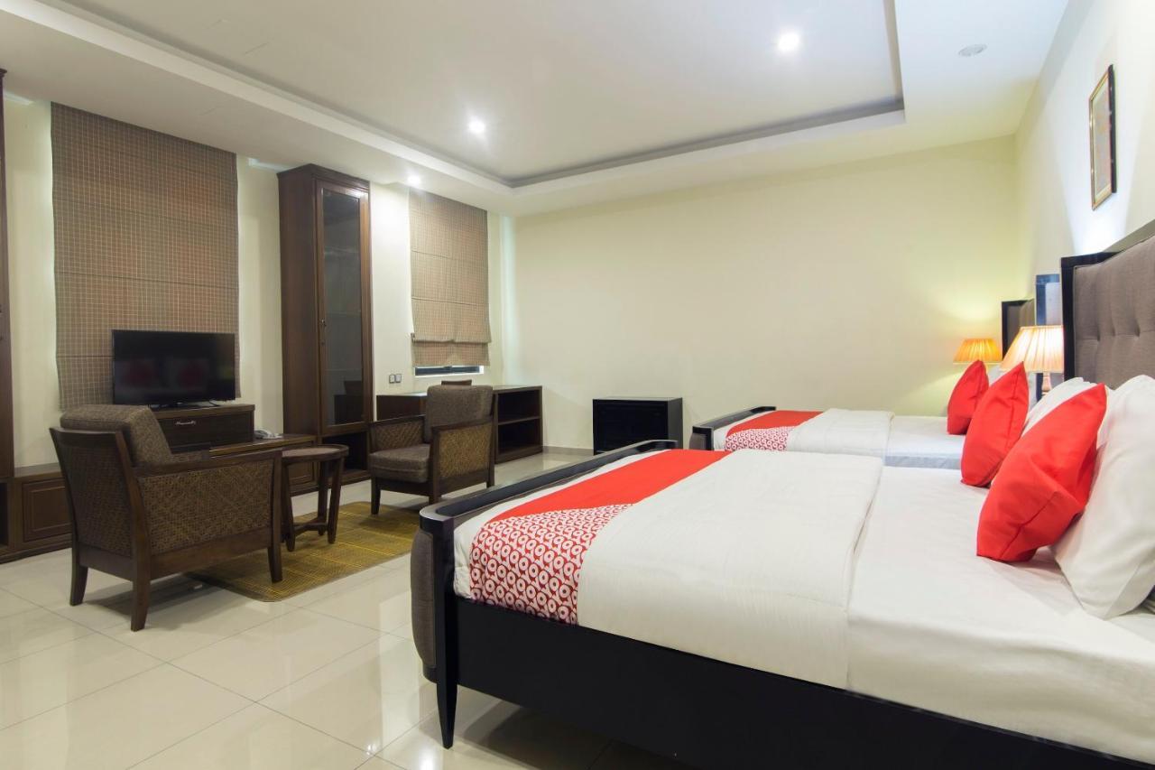 Capital O 90653 Maxwell Inn Boutique Hotel Taiping Bagian luar foto