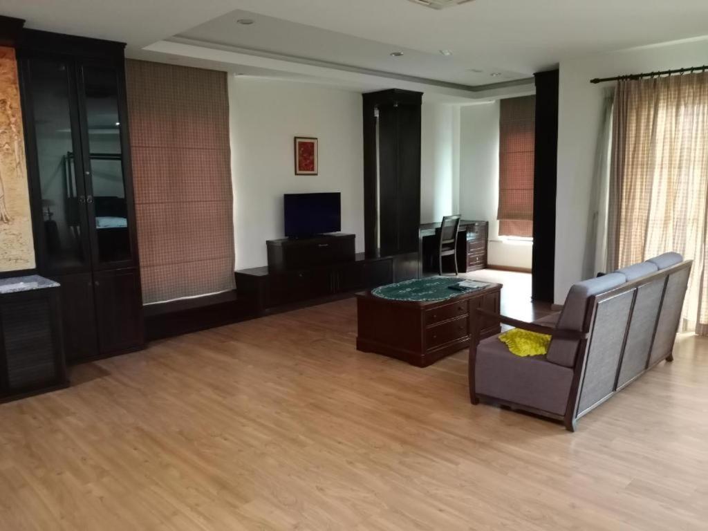 Capital O 90653 Maxwell Inn Boutique Hotel Taiping Bagian luar foto